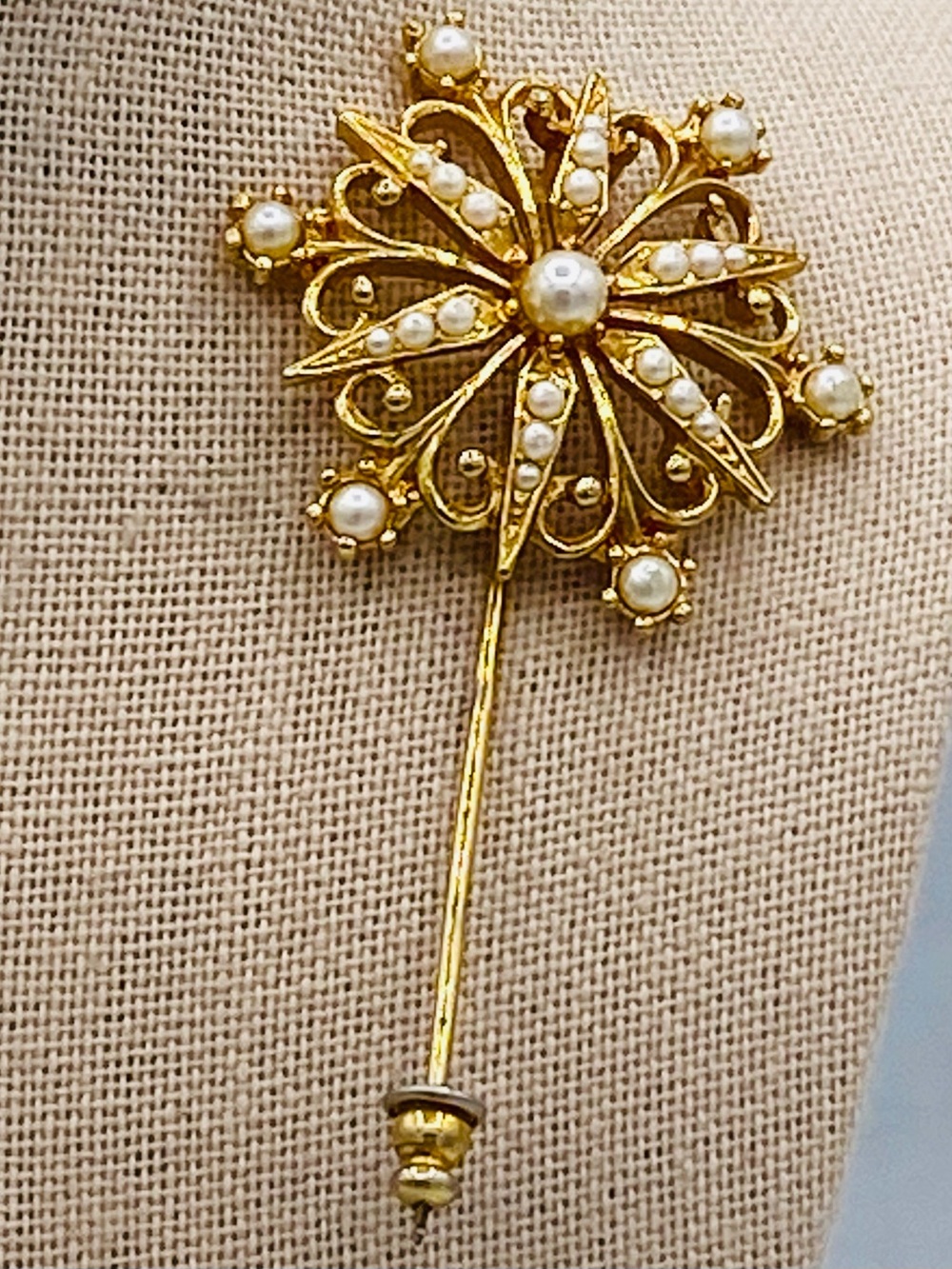 Gold Tone Faux Pearl Flower Stick Pin - Elegant Women's Jewelry Floral